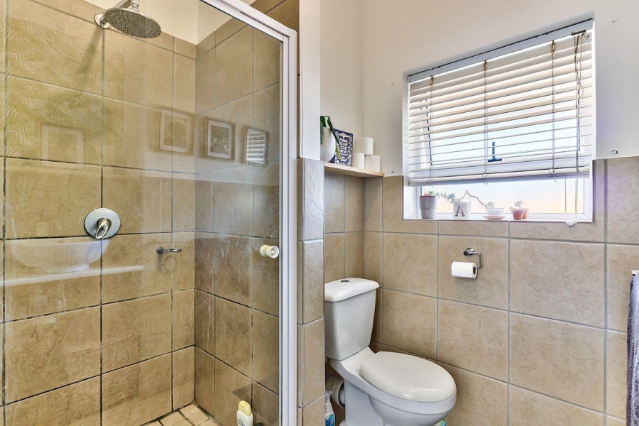 To Let 1 Bedroom Property for Rent in Beach Estate Western Cape